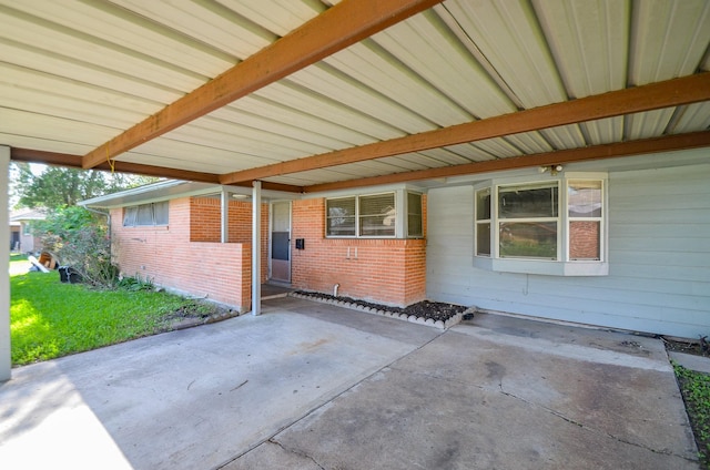 6606 Flamingo Dr, Houston, TX 77087 - view of patio with a carport