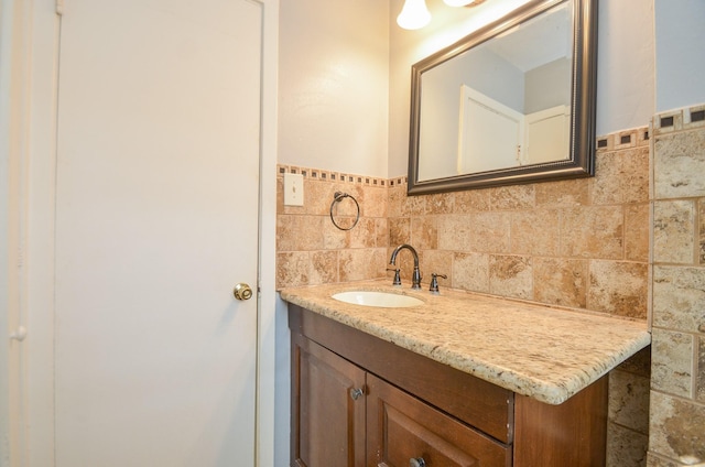6606 Flamingo Dr, Houston, TX 77087 - bathroom with decorative backsplash and vanity
