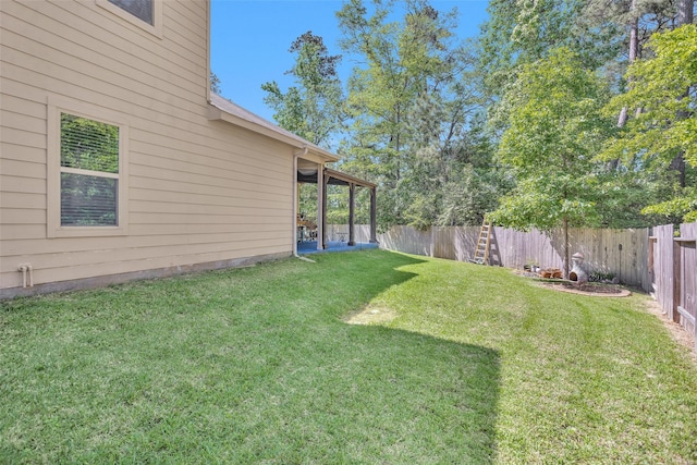 5305 Weeping Bow, Willis, TX 77378 - view of yard featuring a fenced backyard