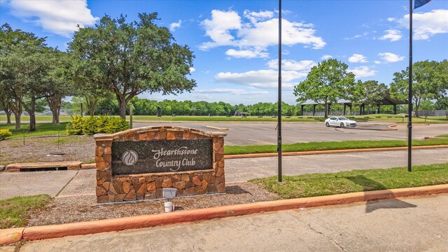 7914 Rio Crystal Dr, Houston, TX 77095 - community / neighborhood sign with uncovered parking