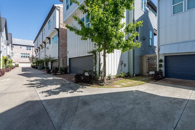 8624 Emnora Ln, Houston, TX 77080 - view of road