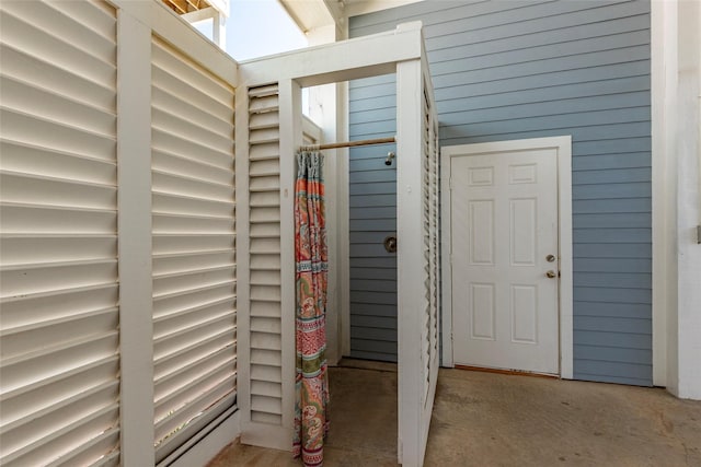 view of exterior entry
