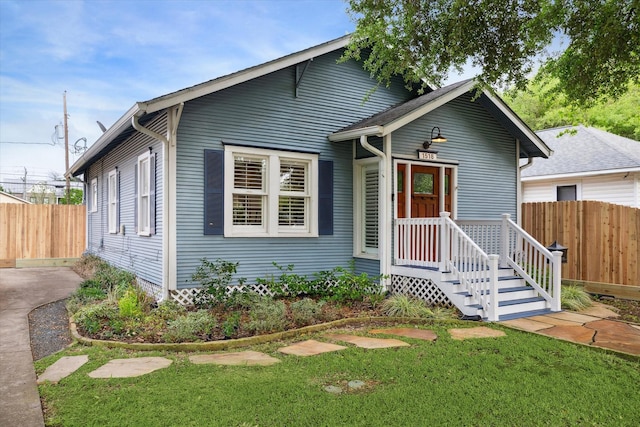 1518 Columbia St, Houston, TX 77008 - view of bungalow-style house