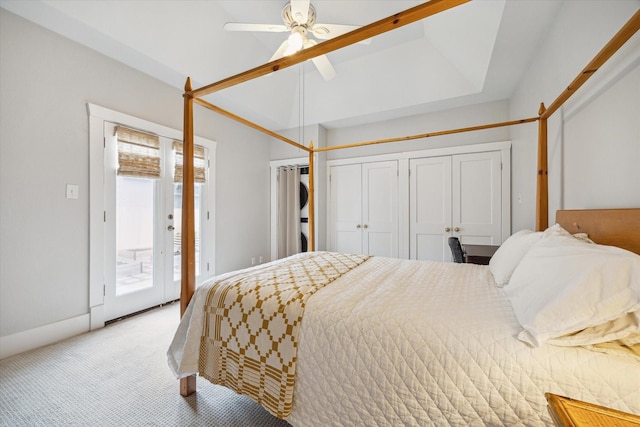 bedroom with access to outside, light carpet, and a ceiling fan