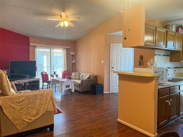 3770 Lovers Wood Ln Unit 904, Houston, TX 77014 - photo 14
