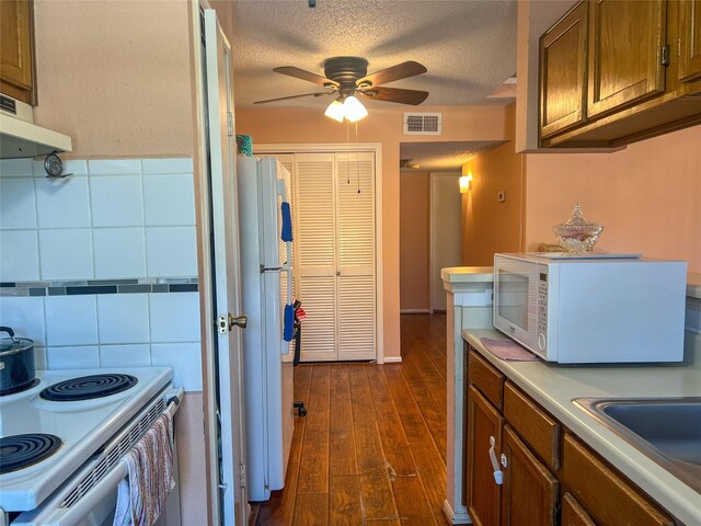 3770 Lovers Wood Ln Unit 904, Houston, TX 77014 - photo 18