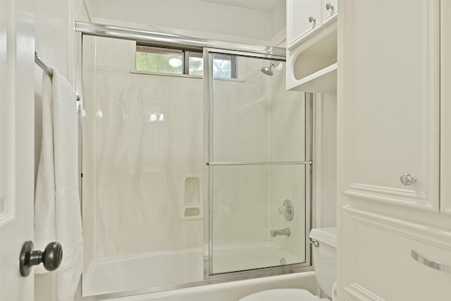 full bath featuring toilet and enclosed tub / shower combo
