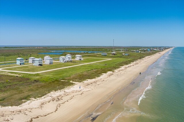 575 Annabelle Dr, Gilchrist, TX 77617