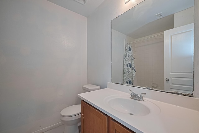 7727 N Friesian Meadow Ln NW, Humble, TX 77338 - bathroom with vanity and a shower with shower curtain