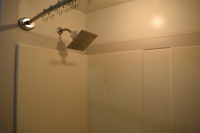 room details with a shower