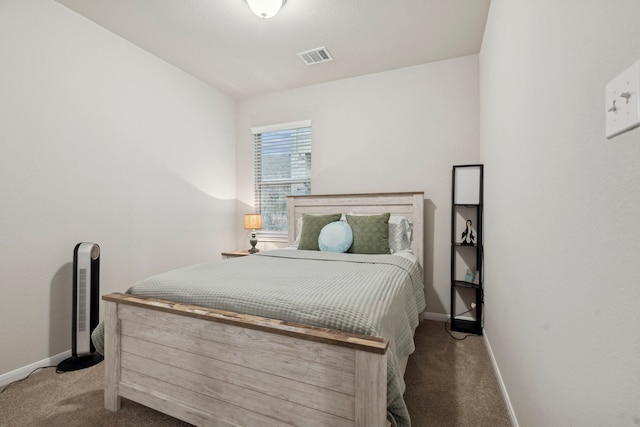 bedroom featuring carpet, visible vents, and baseboards
