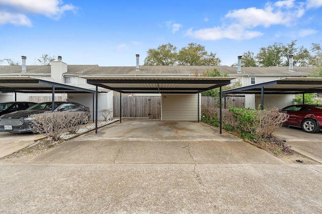 7931 Ellinger Ln, Houston, TX 77040 - covered parking lot with fence