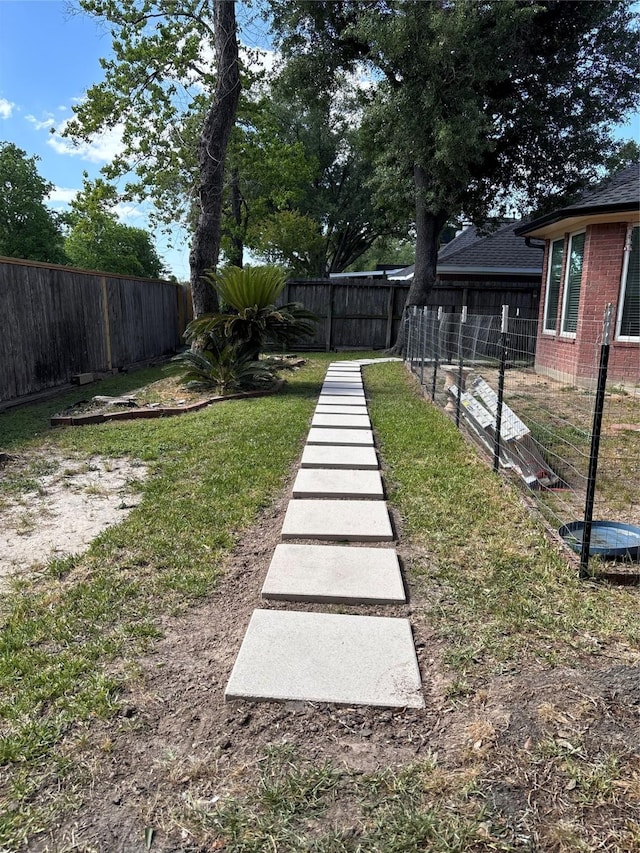 11423 Corola Trail Dr, Houston, TX 77066 - view of yard featuring a fenced backyard