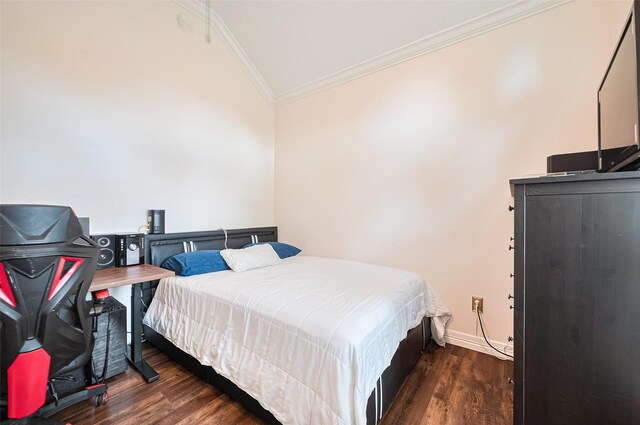 11423 Corola Trail Dr, Houston, TX 77066 - bedroom with ornamental molding, lofted ceiling, and wood finished floors
