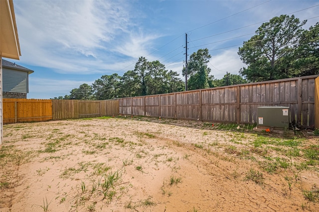 22607 Rising Rosehill Ln, Tomball, TX 77377 - view of yard featuring fence