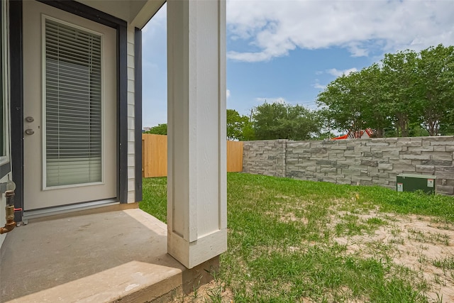8915 Grovner Pl, Houston, TX 77055 - view of yard
