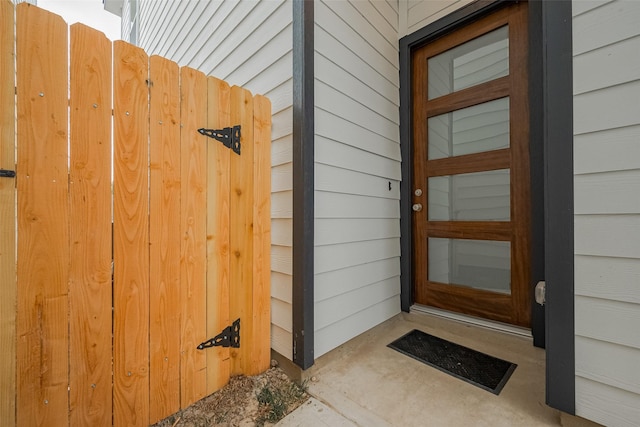 1611 Regents Gate Ct, Houston, TX 77055 - view of property entrance