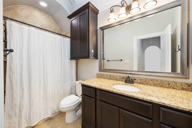 2423 Rosillos Peak Dr, Spring, TX 77386 - full bathroom with tile patterned flooring, toilet, vanity, curtained shower, and lofted ceiling