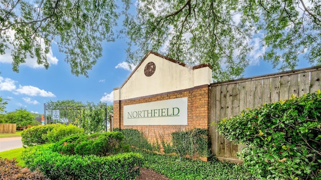 7902 Hopewell Ln, Houston, TX 77071 - community / neighborhood sign with fence