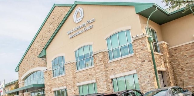 5600 Community Dr, Houston, TX 77005 - view of building exterior