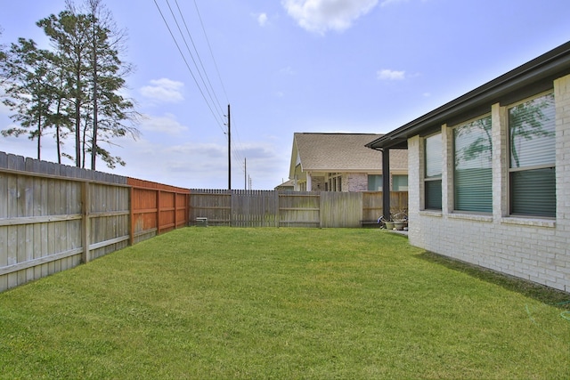 1919 Hickory Grove Ln, Tomball, TX 77375 - view of yard with a fenced backyard