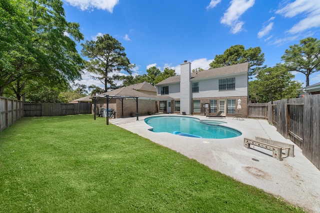 17203 Meadow Heights Dr, Houston, TX 77095 - view of swimming pool featuring a pool with connected hot tub, a patio area, a fenced backyard, and a lawn