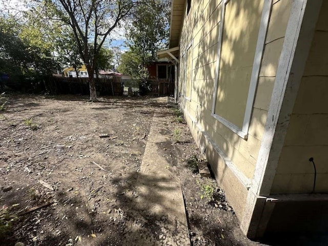 706 Gulf, San Antonio, TX 78202 - view of yard featuring fence