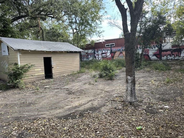 706 Gulf, San Antonio, TX 78202 - exterior space featuring an outbuilding