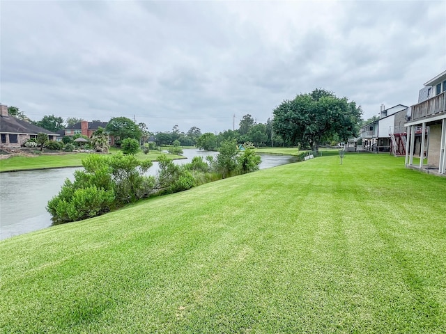 3203 Bayou Dr, La Porte, TX 77571 - view of green lawn featuring a water view