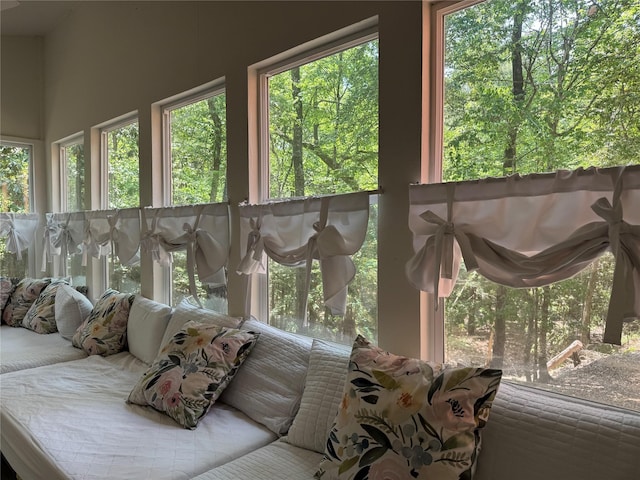 sunroom / solarium with a healthy amount of sunlight