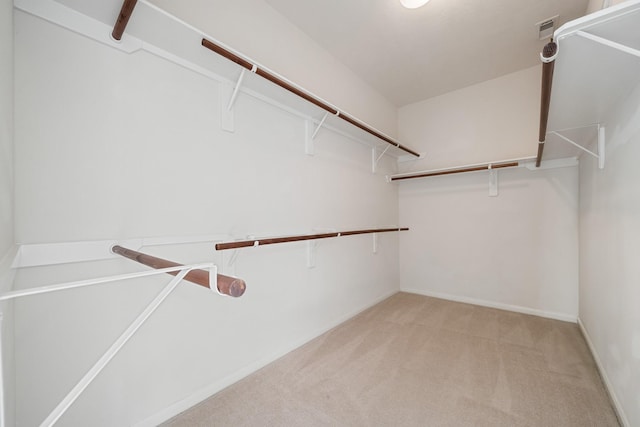 6214 Laguna Del Rey Dr, Houston, TX 77041 - walk in closet featuring light carpet and visible vents