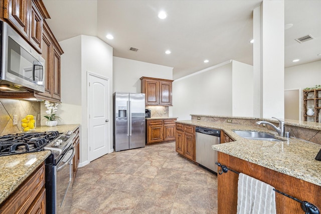 6315 Teal Mist Ln, Fulshear, TX 77441 - kitchen with recessed lighting, appliances with stainless steel finishes, a sink, and visible vents