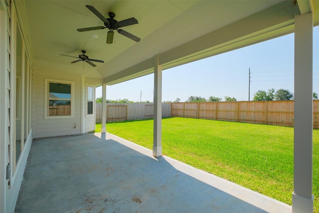 view of patio featuring a ceiling fan and a fenced backyard