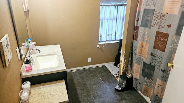 101 Plantation Dr, Waller, TX 77484 - full bathroom featuring baseboards, vanity, and a shower with shower curtain