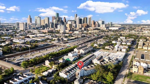 2118 Dennis St, Houston, TX 77004 - aerial view featuring a view of city