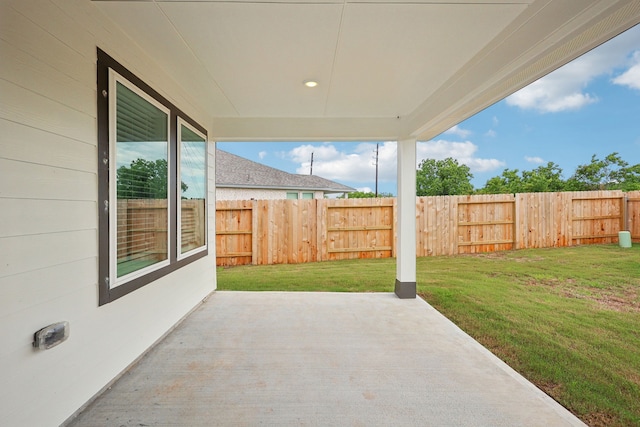 7746 Beaufort Ln, Baytown, TX 77523 - view of patio / terrace