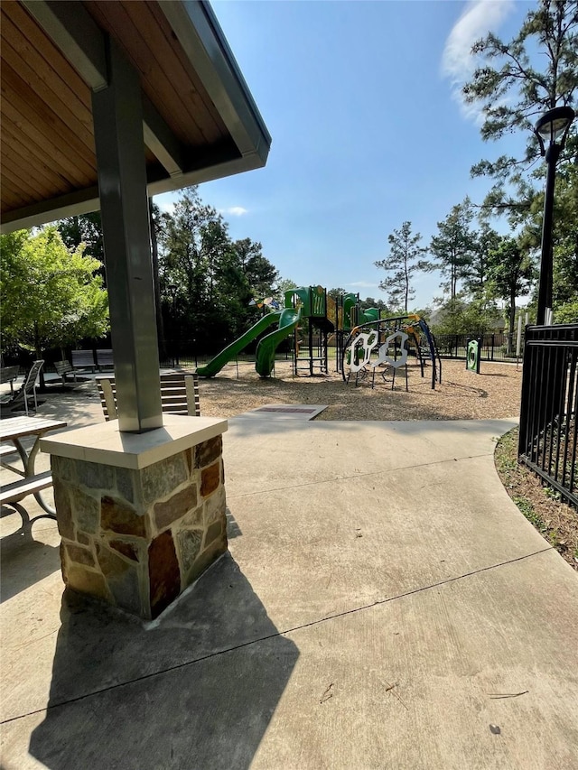 438 Camas Creek Ln, Magnolia, TX 77354 - exterior space featuring playground community