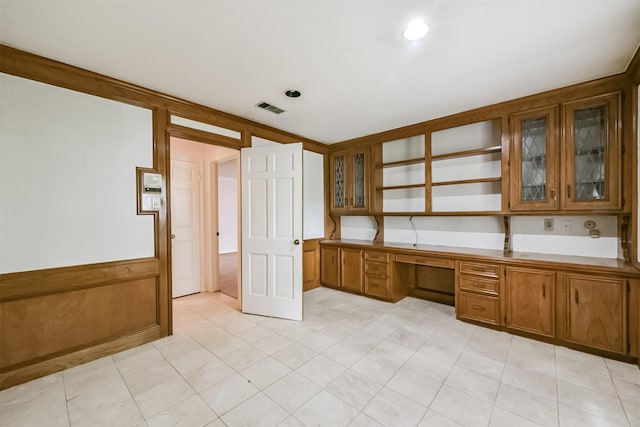 9402 Stockport Dr, Spring, TX 77379 - unfurnished office with built in desk and recessed lighting