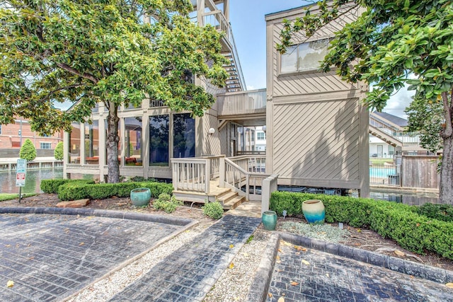 2023 Gentryside Dr Unit 508, Houston, TX 77077 - view of building exterior featuring fence
