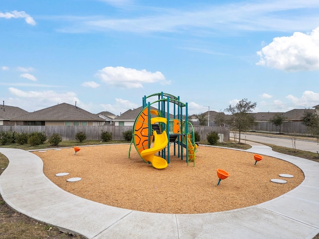 142 Kelly St, Angleton, TX 77515 - communal playground featuring fence