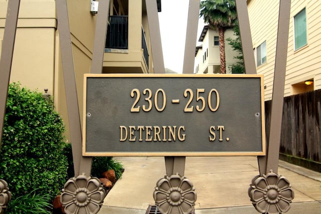 234 Detering St, Houston, TX 77007 - view of community sign