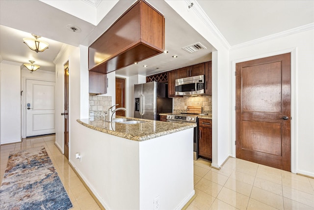 kitchen featuring stainless steel appliances, visible vents, a sink, and light tile patterned flooring