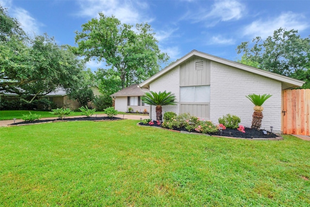 4511 Ravine Dr, Friendswood, TX 77546 - photo 2
