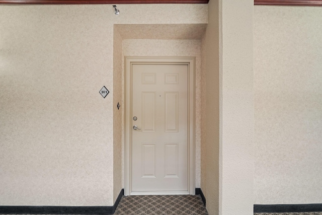 661 Bering Dr Unit 301, Houston, TX 77057 - property entrance with stucco siding