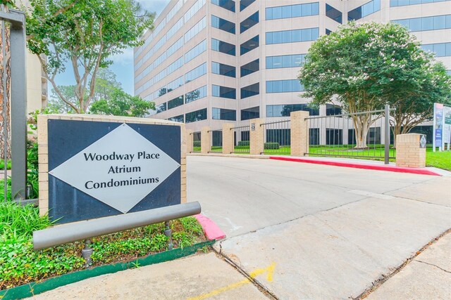 661 Bering Dr Unit 301, Houston, TX 77057 - view of community sign