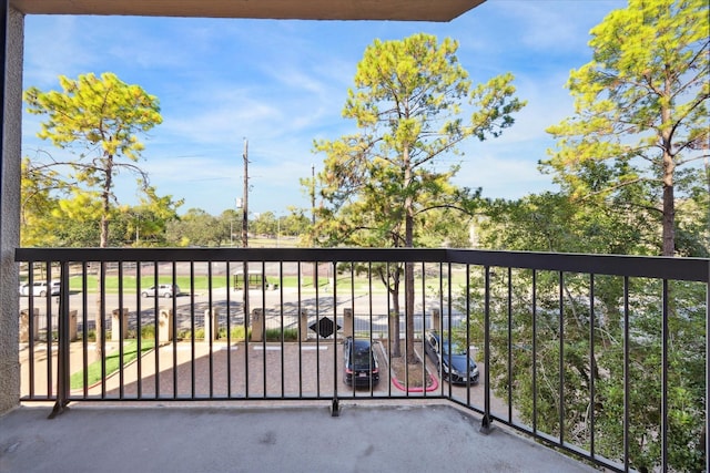661 Bering Dr Unit 301, Houston, TX 77057 - view of balcony