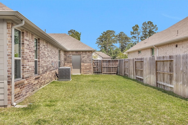 31411 Raleigh Creek Dr, Tomball, TX 77375 - view of yard with central air condition unit