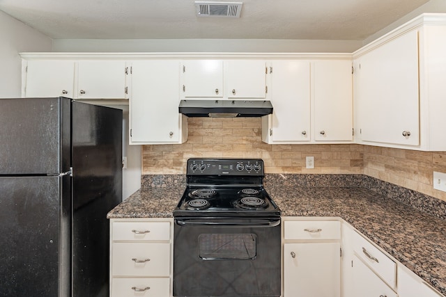12626 Lacey Crest Dr, Houston, TX 77070 - kitchen featuring tasteful backsplash, dark countertops, visible vents, under cabinet range hood, and black appliances