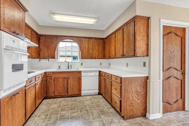 104 Iris St, Lake Jackson, TX 77566 - photo 4
