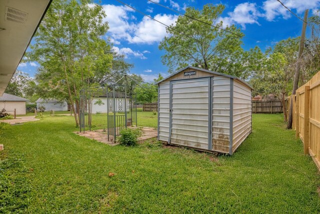 104 Iris St, Lake Jackson, TX 77566 - photo 44